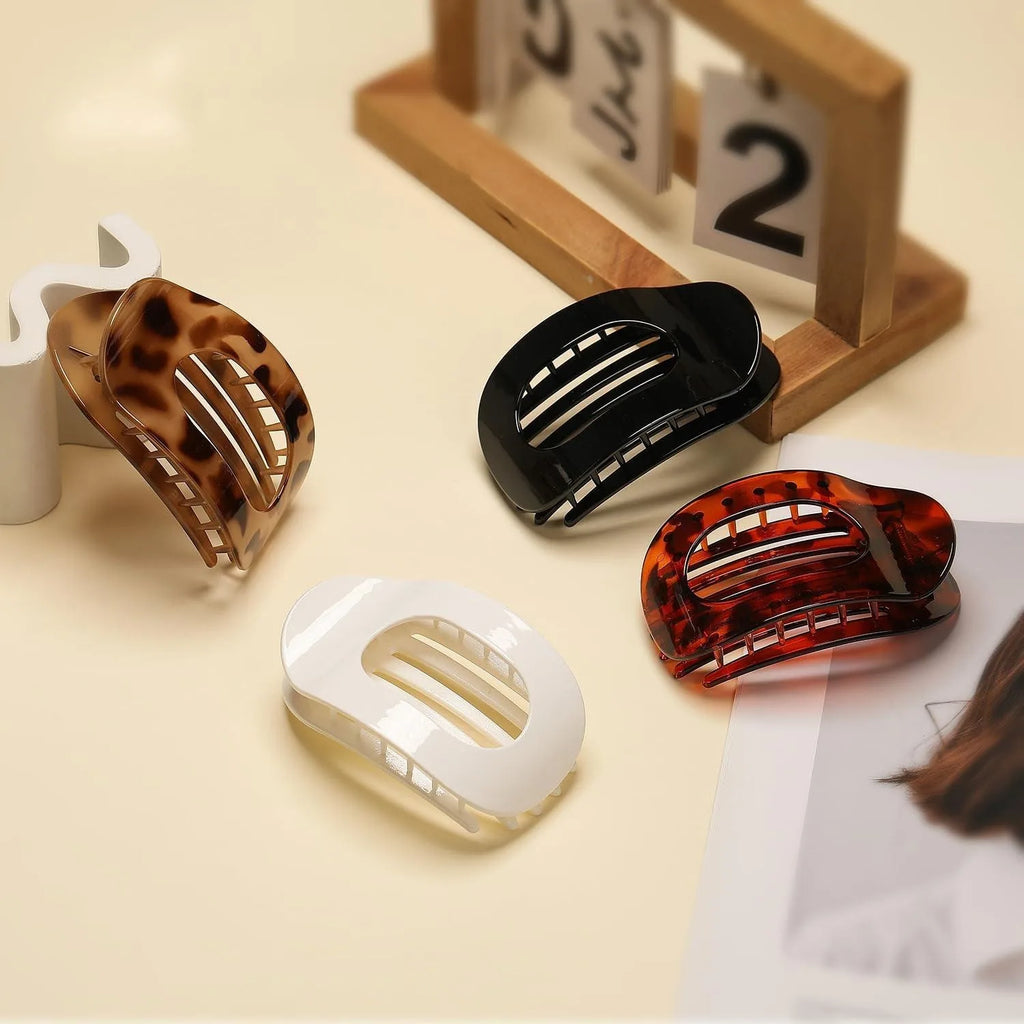 4-Pack Flat Lay Hair Clips – Comfortable No-Bump Claw Clips for Everyday Wear